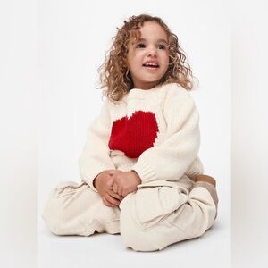 Gap Kids Cream Sweater with Red Heart - NWOT